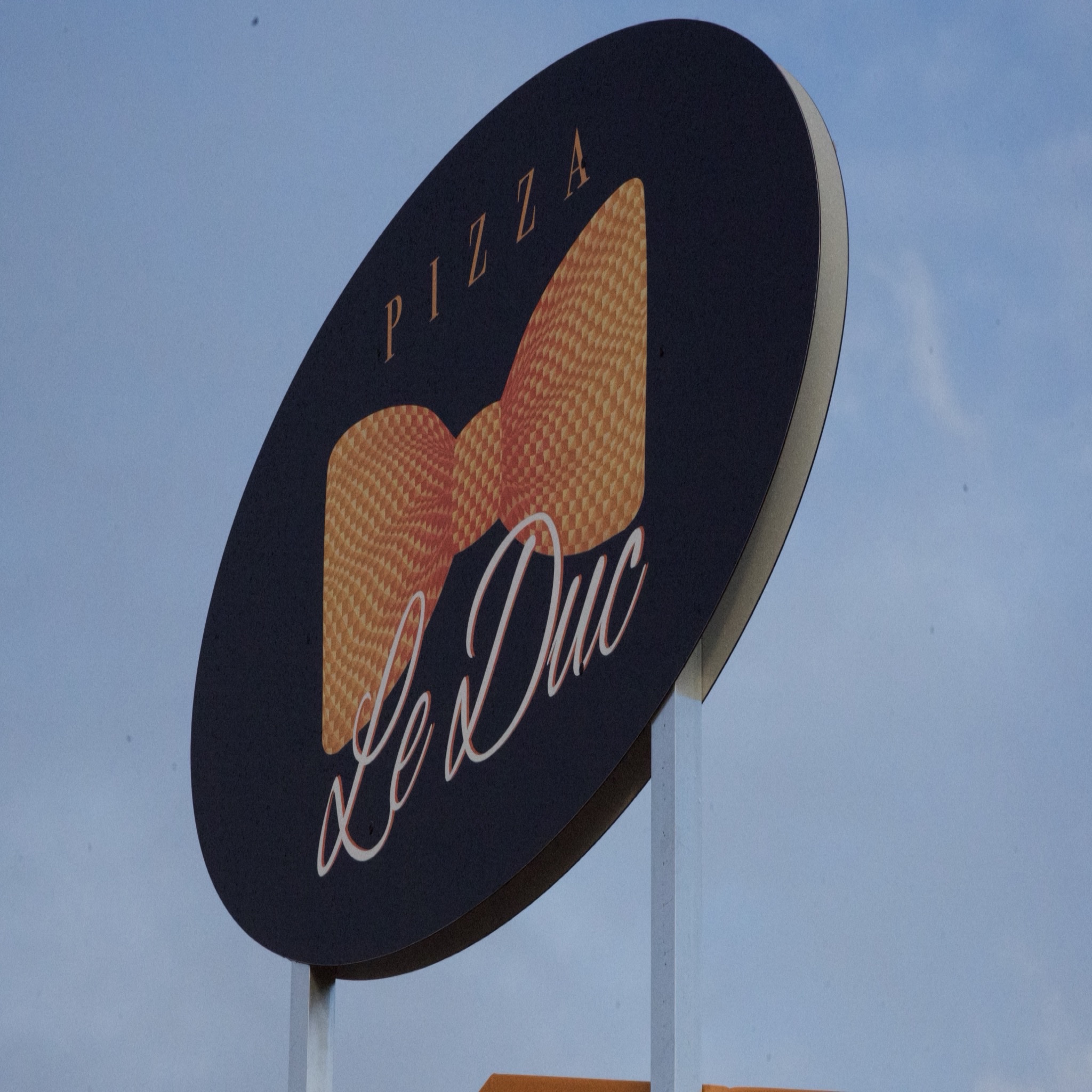 Enseigne Pizza Le Duc à Podensac